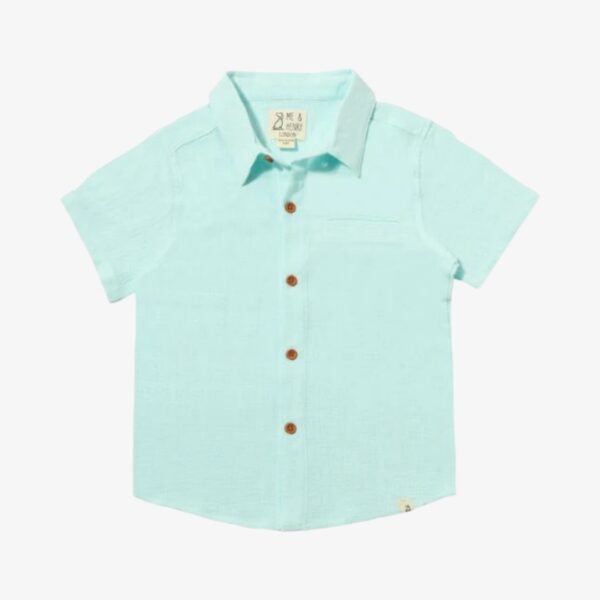 camiseta azul tejida